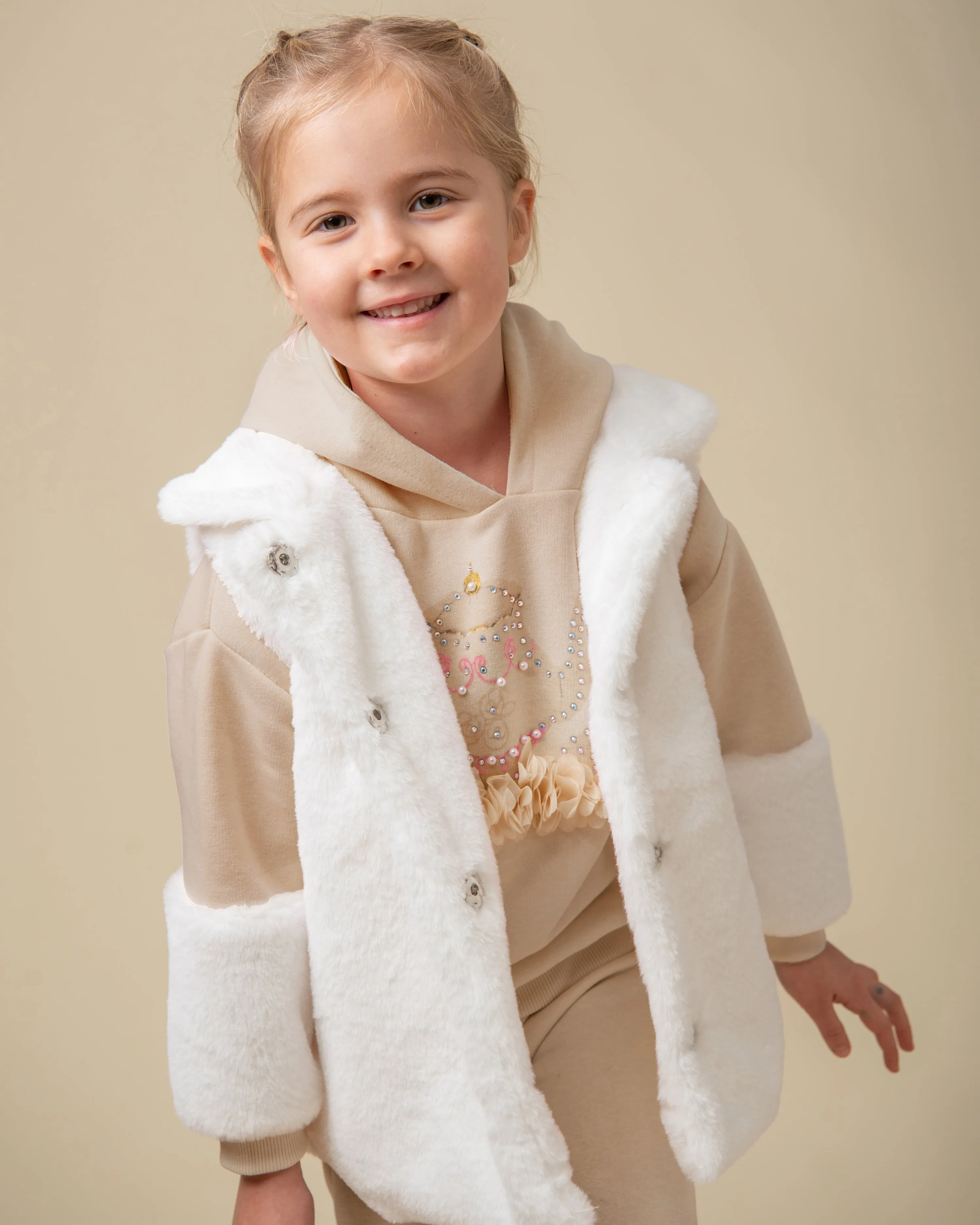 Caramelo Kids Ivory Faux fur gilet